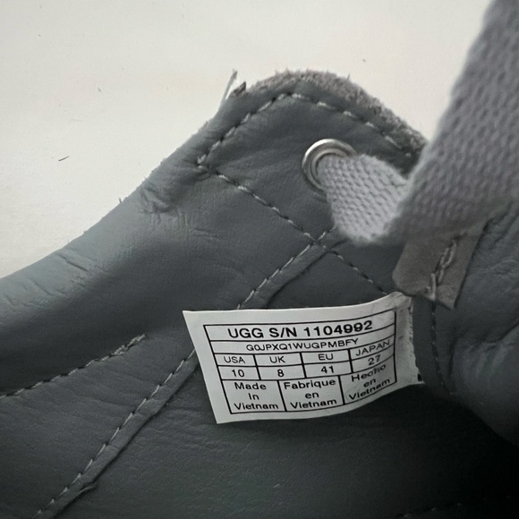 UGG Zilo Gesyer Suede Sneaker, size 10 - Picture 11 of 11